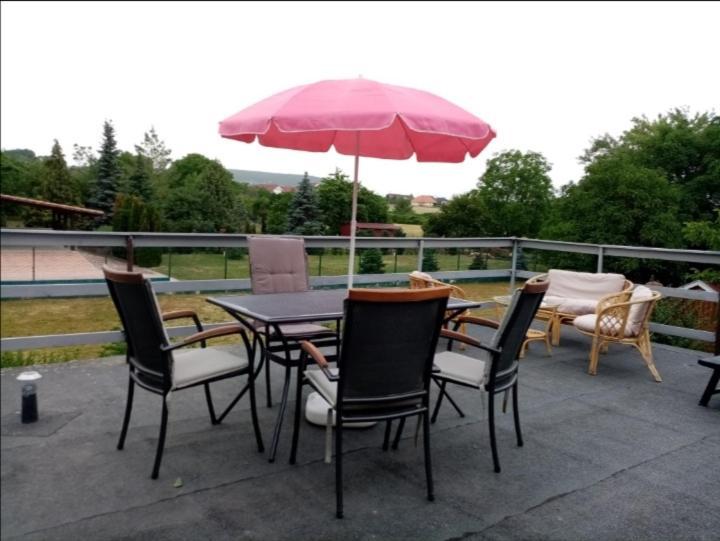 Thefi Vendeghaz Apartment ซานกา ภายนอก รูปภาพ